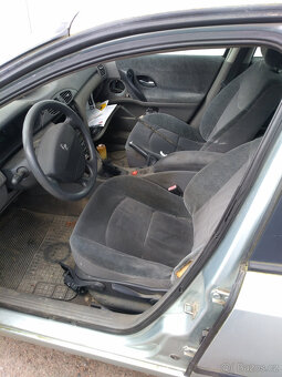 Renault Laguna 1,6 79kw - náhradní díly - 2