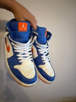 Air Jordan 1 Mid Knicks velikost 44 - 2