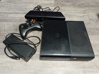 Xbox 360 E, zdarma 15 orig. her - 2