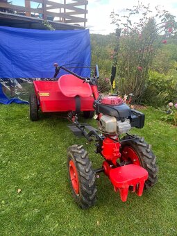 Traktůrek Terra Vari - 2