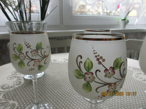 Prodám krásně zdobené skleničky. - 2