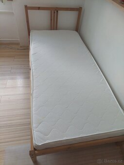 Dřevěná postel 90x200 - 2