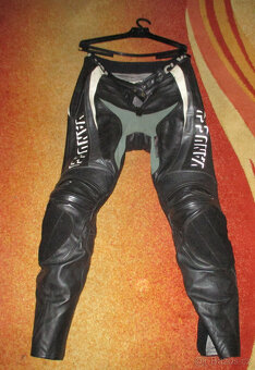 Dvoudílná kožená moto kombinéza VANUCCI - 2