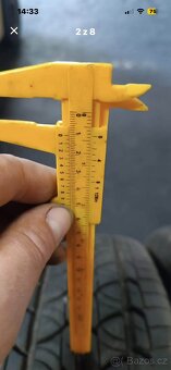 Prodám zanovni letní pneu 215 /75 r16c - 2