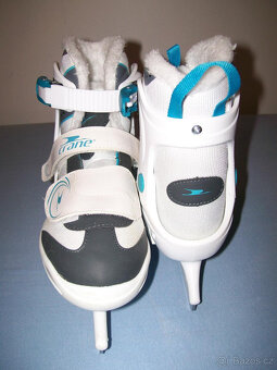 Pánské brusle  CRANE - č. 33 - 37 (dětské) - 2