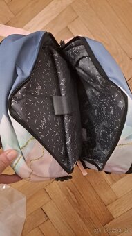 Bágl dívčí batoh NOVÝ - 2