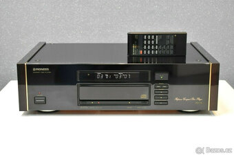Pioneer PD-73 URUSHI  -  HIGH-END CD PLAYER - 2