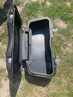 box na čtyřkolku přední - 2