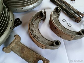 Jawa ČZ 250 dily - 2