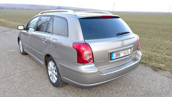 Toyota Avensis 1.8 VVTi combi - 2