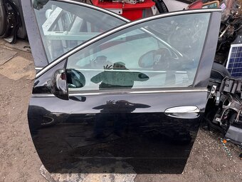 Dveře černé Fiat Croma - 2