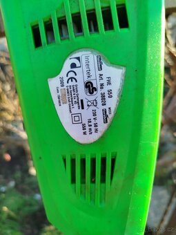 Elektrická motorová pila na tyči - 2