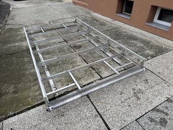 Zahrádka na dodávku - 2