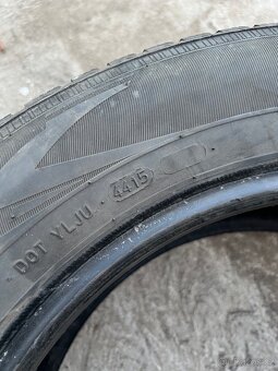 2 Pneu Nokian M+S 40% 215/60/16 DOT4415 - 2