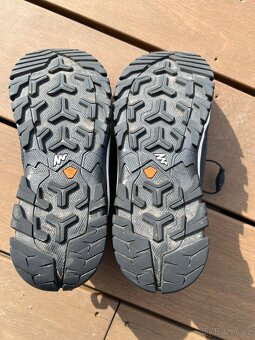 Nepromokavé boty Quecha vel. 36 - 2