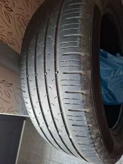 Continental 215/55 R17 - 2