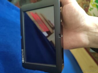 Small HD 6 MONITOR - 2