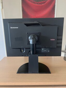 Lenovo ThinkVision - 2