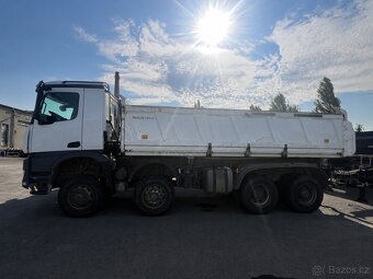 Mercedes Arocs - 2