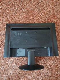Prodám monitor LG úhlopříčka 47 cm - 2