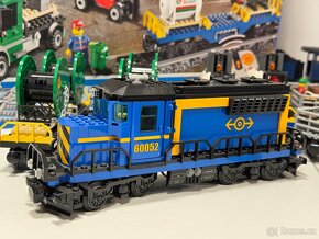 Lego city vlak 60052 s vagony navíc - 2