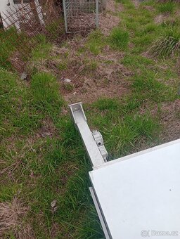 Reklamní totem k servisu, baner, světelny poutač - 2