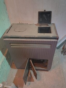 Starší kamna kovosmalt Zenit II, 5,6kw - 2