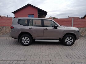Land Cruiser GXR 300 3,3L DIESEL TWIN TURBO, 302 PS, 700 N.M - 2