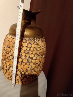 Hliněná váza (amfora) - 2