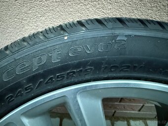 Orig disky BMW 7 a 6 8.5Jx19 ET25, 5x112 pneu R19 - 2