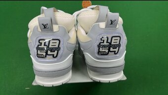 LV Louis vuitton Trainer
Skate - 2