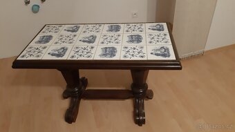 konferenční stolek s holandskými dlaždicemi - 2