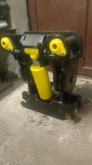 Naklápěcí hlava 2x90' JCB 3cx , 4cx hydradic , čtěte celé - 2