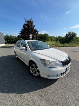 Prodám ŠKODA OCTAVIA 2, 1.6 TDI, r. v. 2011, DSG - 2