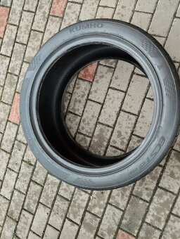 Kumho 295/35 R20 DOT3017 - 2