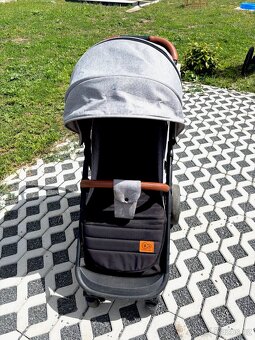Kočárek Kinderkraft Grande PLUS - 2