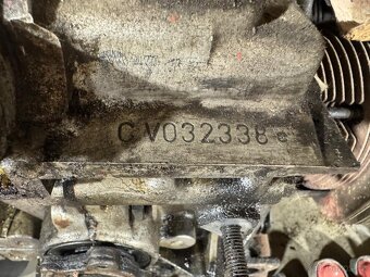Vzduch motor typ IV-2litr vw poslední t2 a první t3 - 2