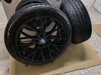 Alu kola BMW 3 5x120 r18 Originál, Mpaket zimní pneu5,5mm - 2