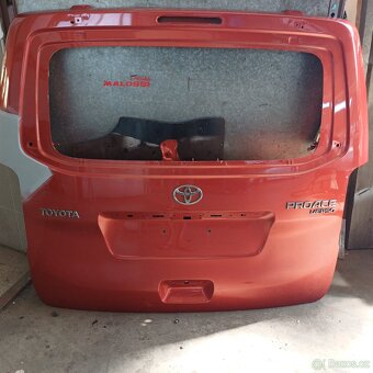 5 dveře Toyota proace verso - 2