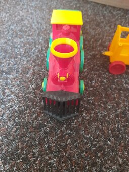 Retro plastový vláček - 2