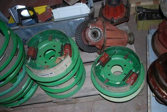 Avia A15 - A31T - velké množství NOVÝCH dílů - 2