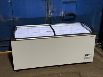 Pultový mrazák 600L 1750×675×850mm - 2