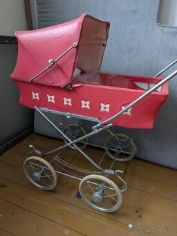 Dětský kočárek pro panenku - 2
