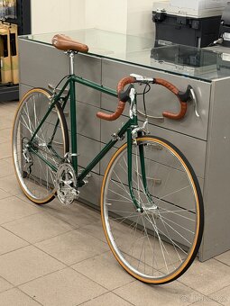 Silniční kolo Favorit - 2