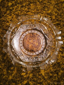 Broušená skleněná mísa 50 - 2