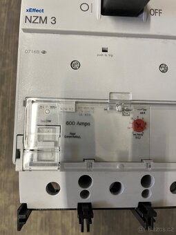 Vypínač NZM3-AEF600-NA 3p - 2