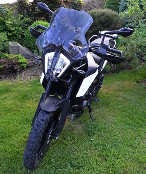 KTM Adventure 390 r.2020 - rezervace - 2