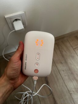Philips AVENT elektrická odsávačka DUO SCF397/31 - 2