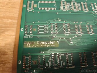 Apple 1 - 2