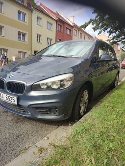 BMW 218i ACTIVE TOURER - 2
